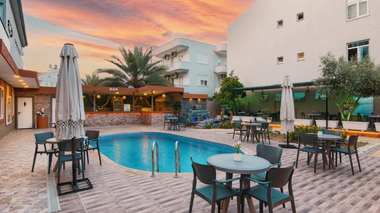 Side Leon Otel Bagian luar foto